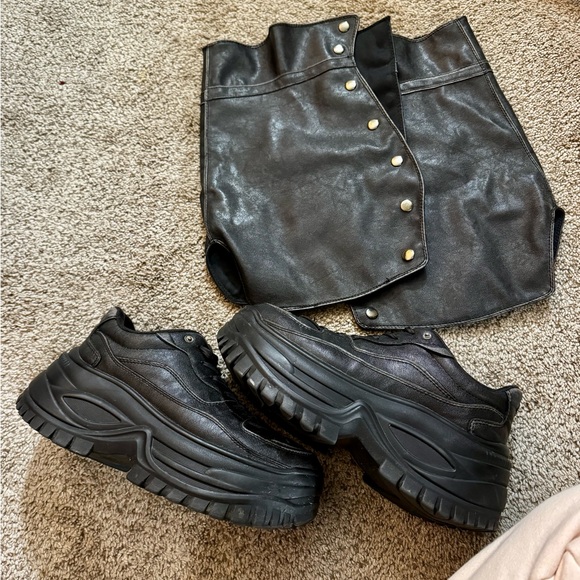 Bershka Leather Platform Boots w/ removable Gaitors - Picture 5 of 9